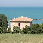Bio Mare In Campagna Campofilone